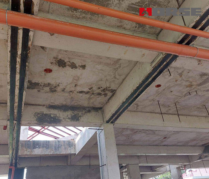 reparação de coluna por fibra de carbono