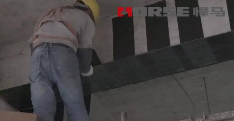 vigas de envoltório de fibra de carbono