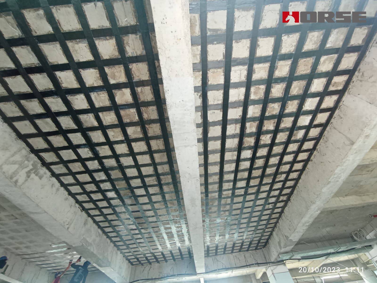 Reparo de rachaduras em concreto de fibra de carbono