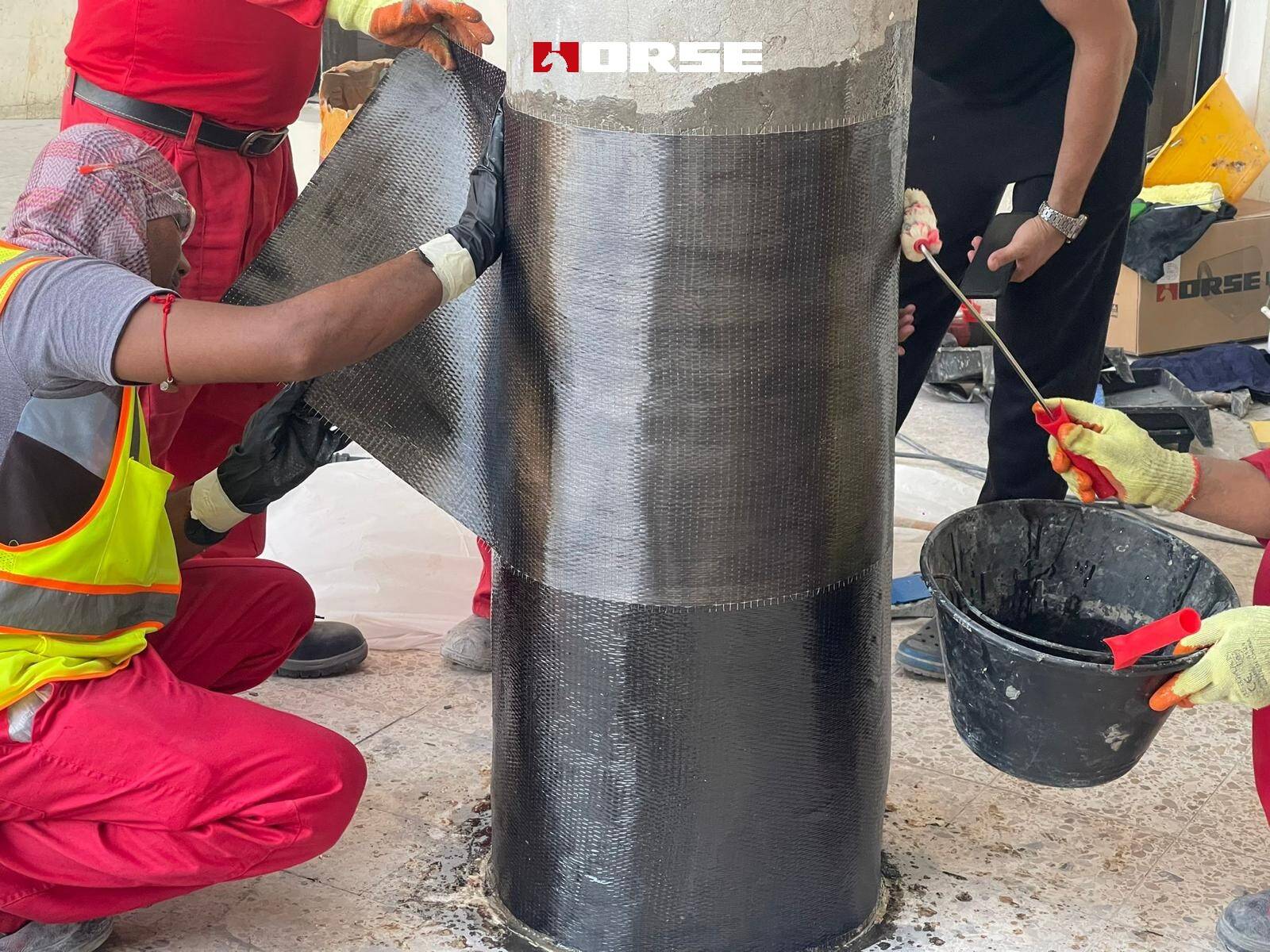 Como aumentar a resistência da coluna usando fibra de carbono?