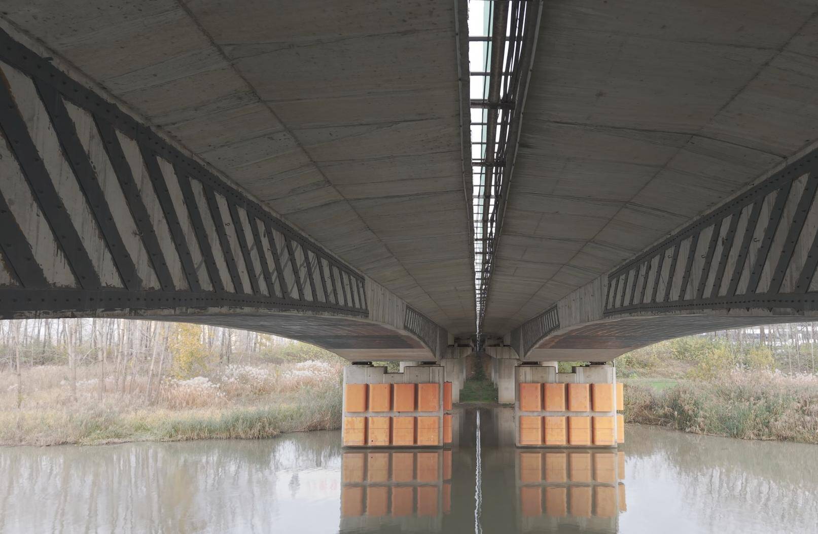 Como reparar as fissuras nas pontes de vigas de caixa