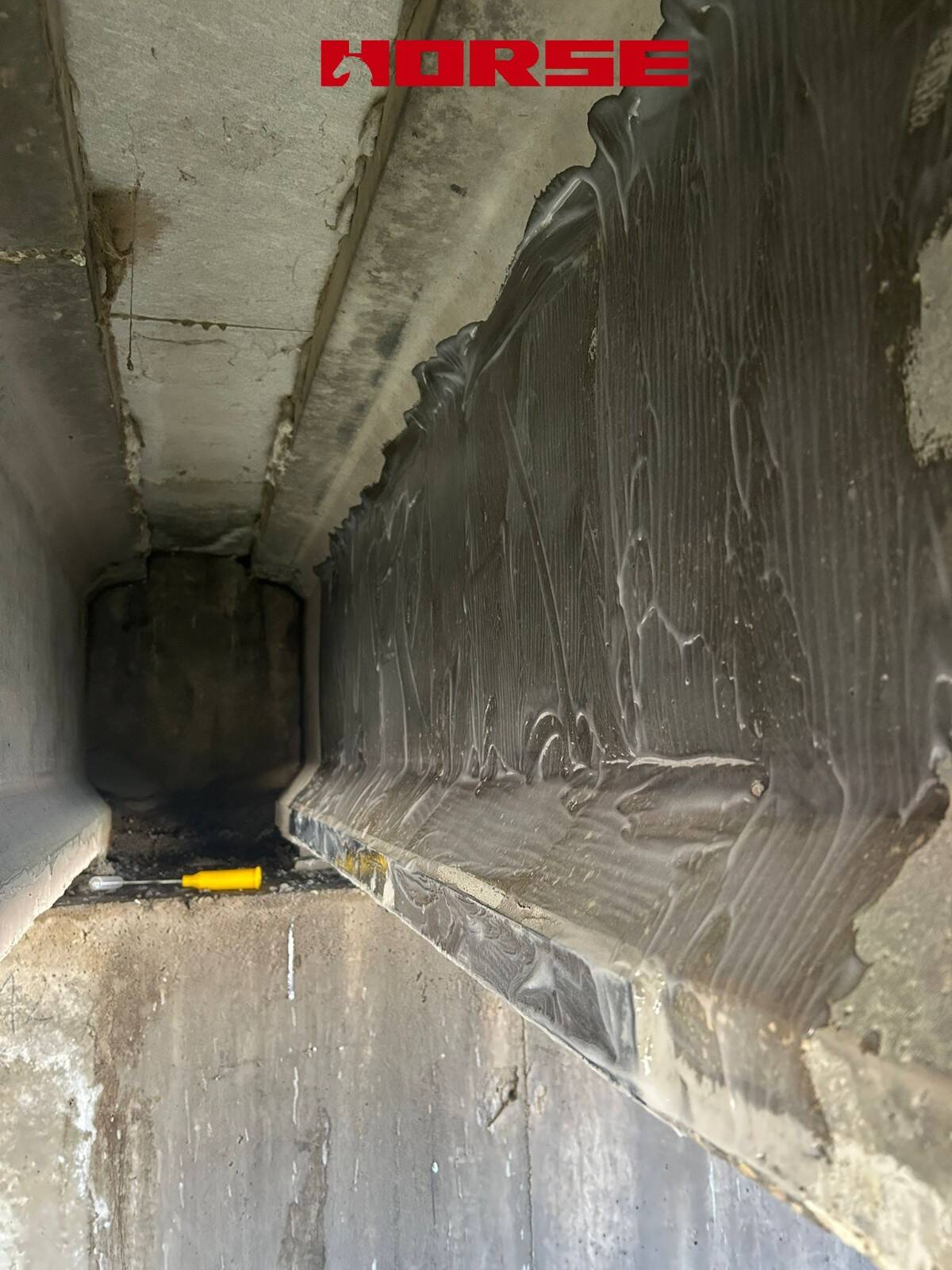 Reforço de Ponte Multiviga de Concreto Protendido com Laminado de CFRP e U-wrap Reforço de Ponte Multiviga de Concreto Protendido com Laminado de CFRP e U-wrap