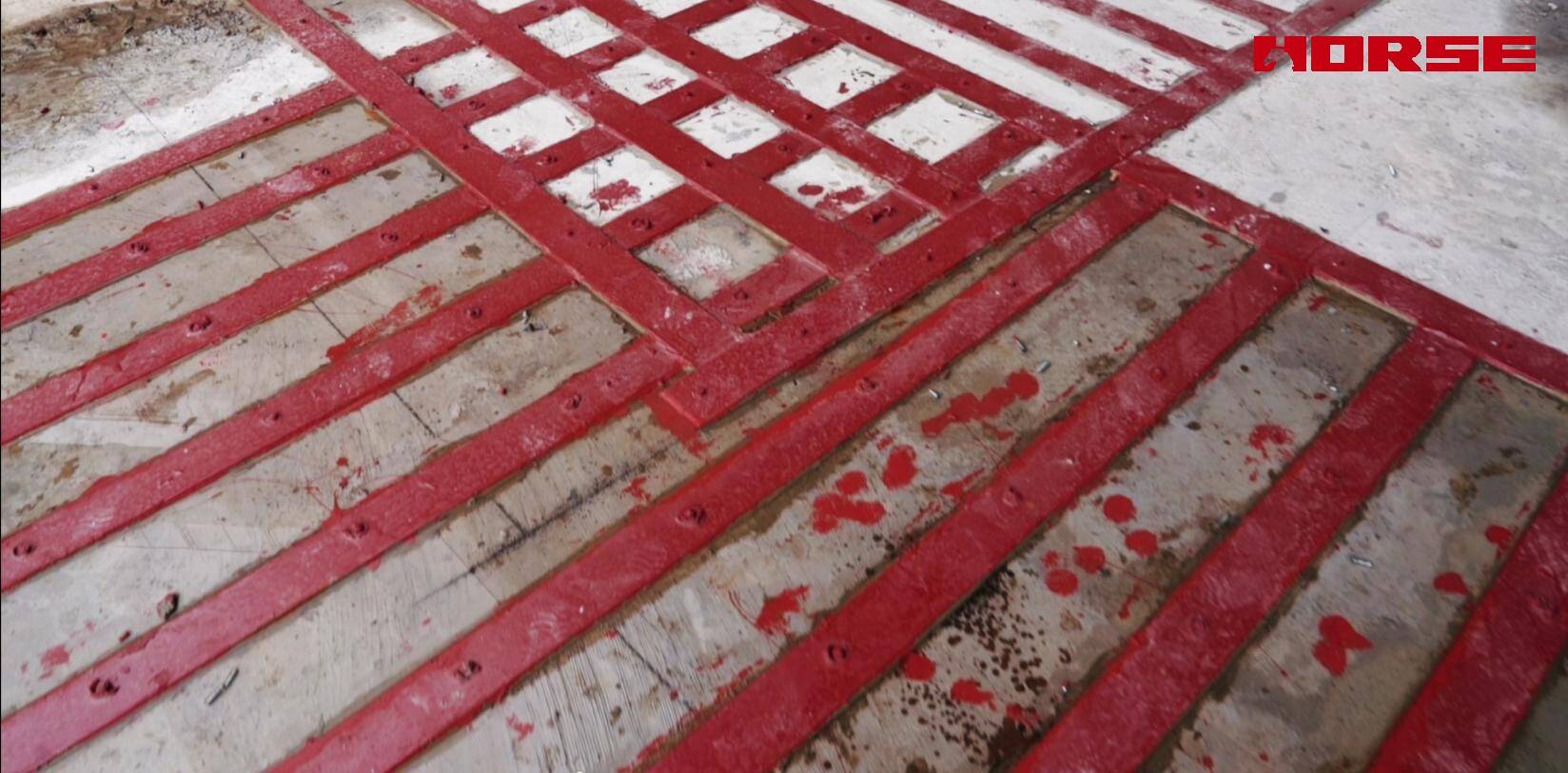Reforço de Laje de Centro de Cruzeiros de Concreto com Colagem de Chapa de Aço
