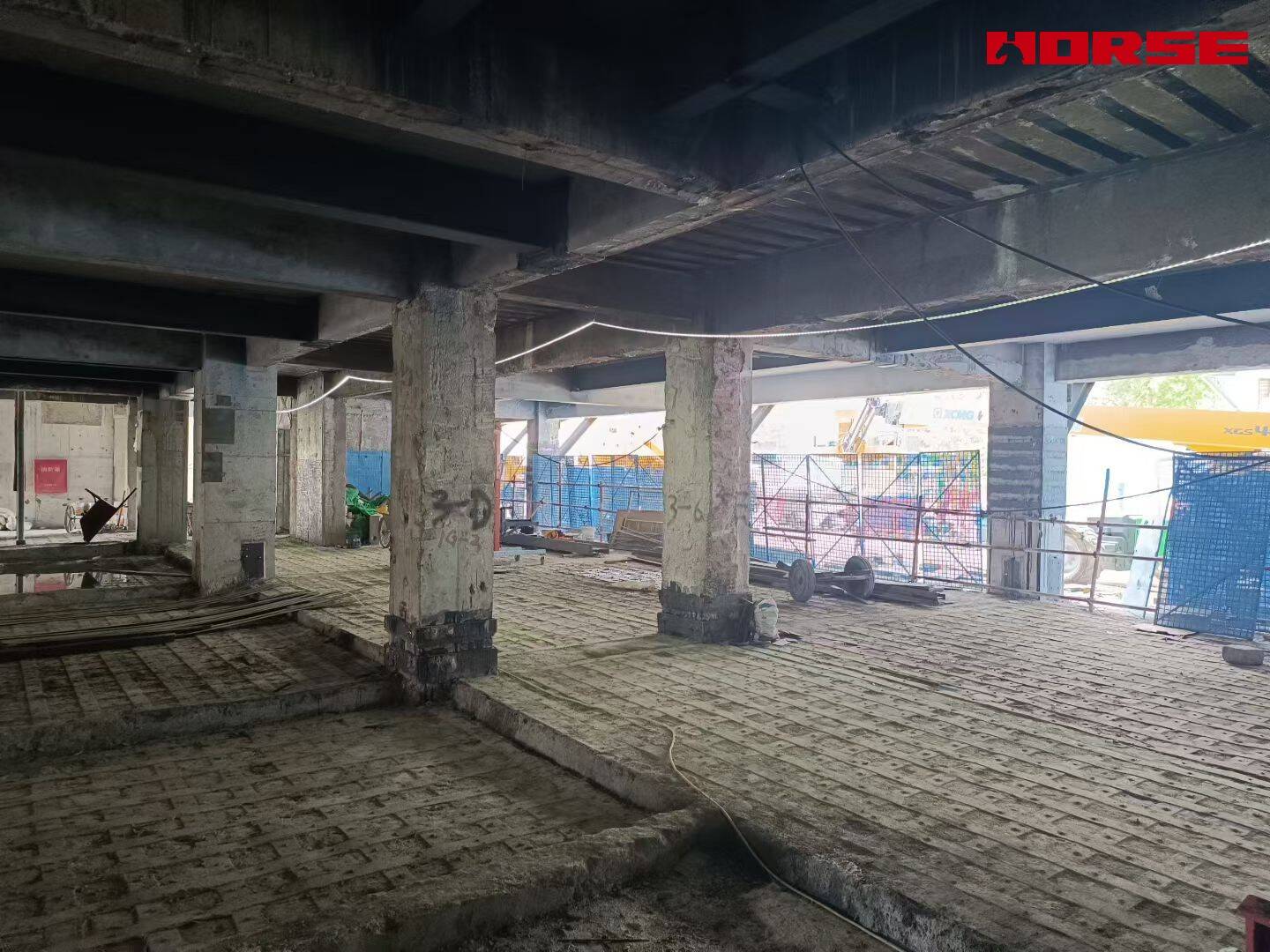 Retrofit e Reforço Estrutural de um Edifício de Escritórios de Grande Altura Retrofit e Reforço Estrutural de um Edifício de Escritórios de Grande Altura