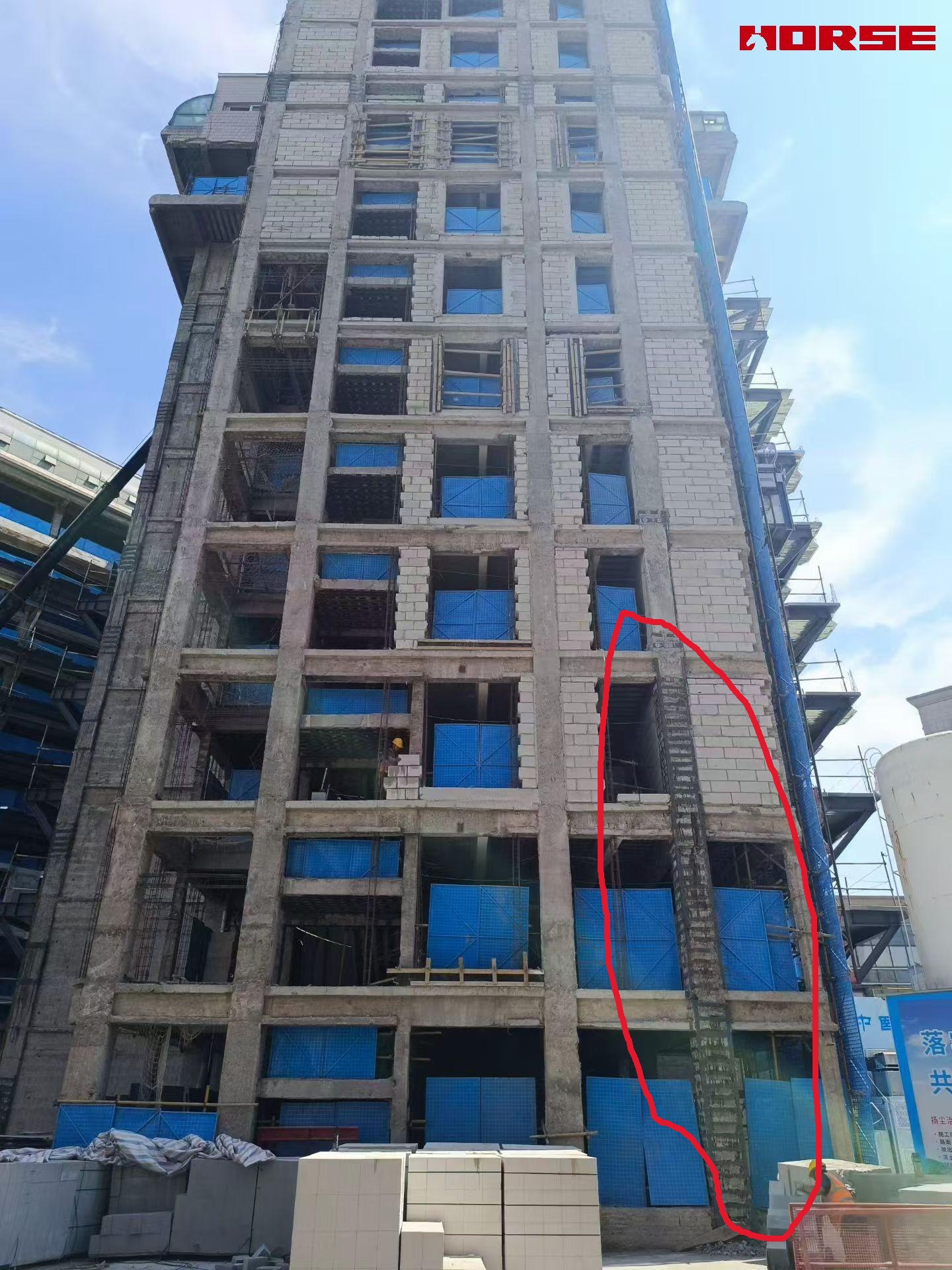 Retrofit e Reforço Estrutural de um Edifício de Escritórios de Grande Altura Retrofit e Reforço Estrutural de um Edifício de Escritórios de Grande Altura