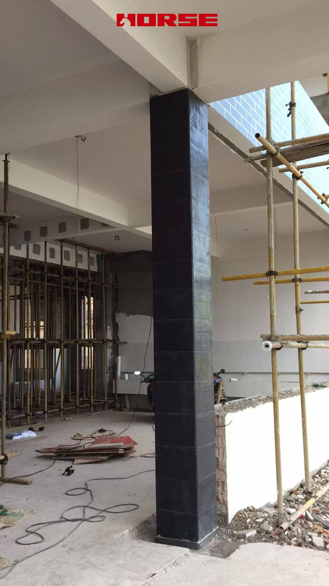 Reforço com Fibra de Carbono CFRP Reforço com Fibra de Carbono CFRP