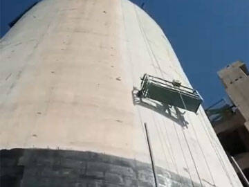 Reforço em fibra de carbono de uma torre de betão